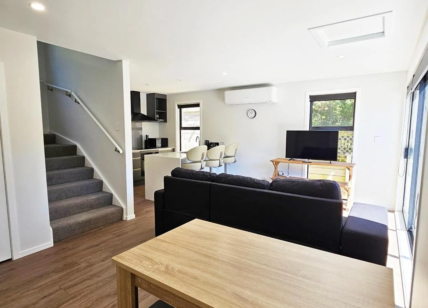 New And Fabulous, City Fringe Bliss! Wellington New Zealand